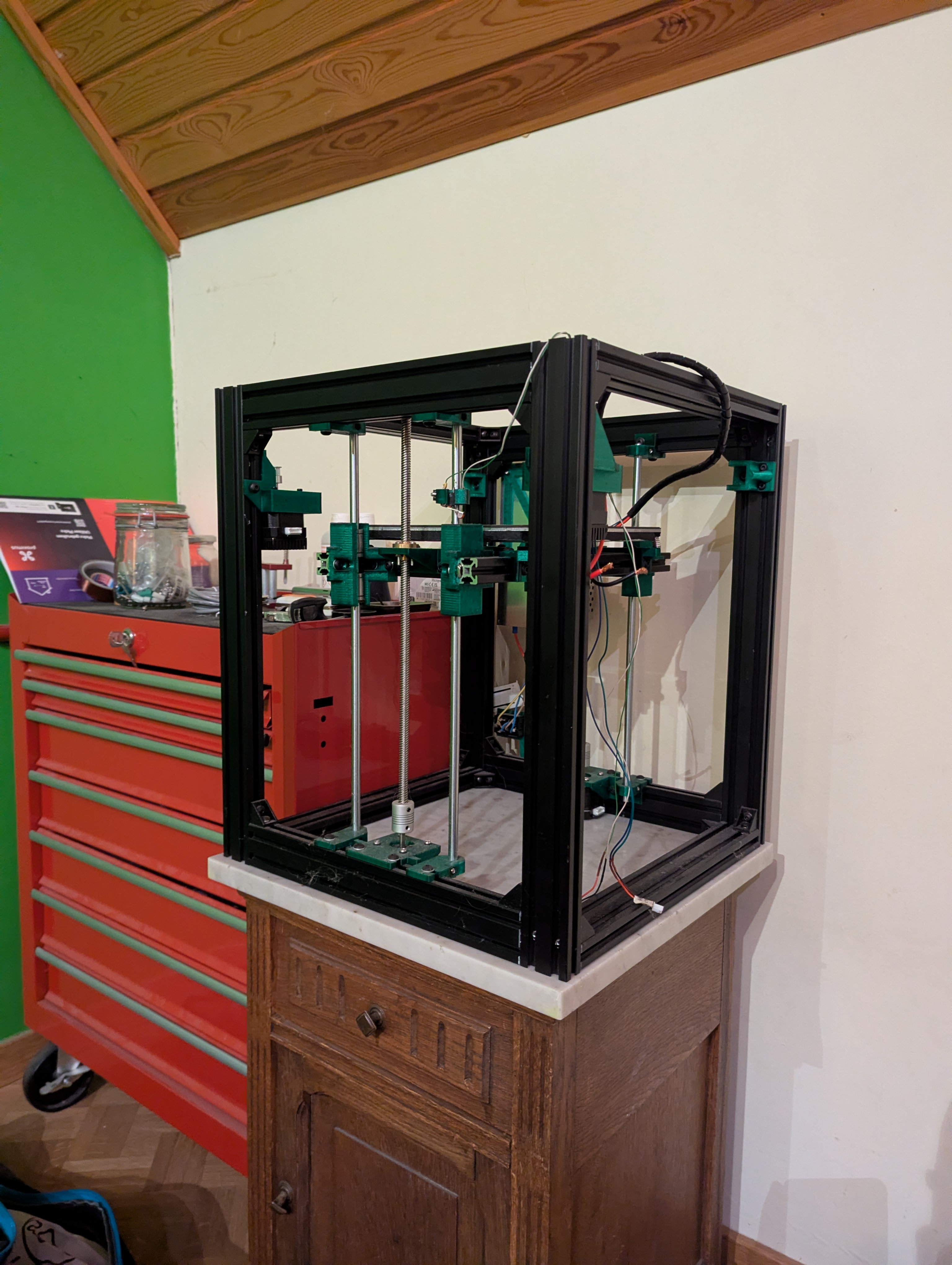 Turning my first 3D printer into a heavily modified HyperCube CoreXY printer