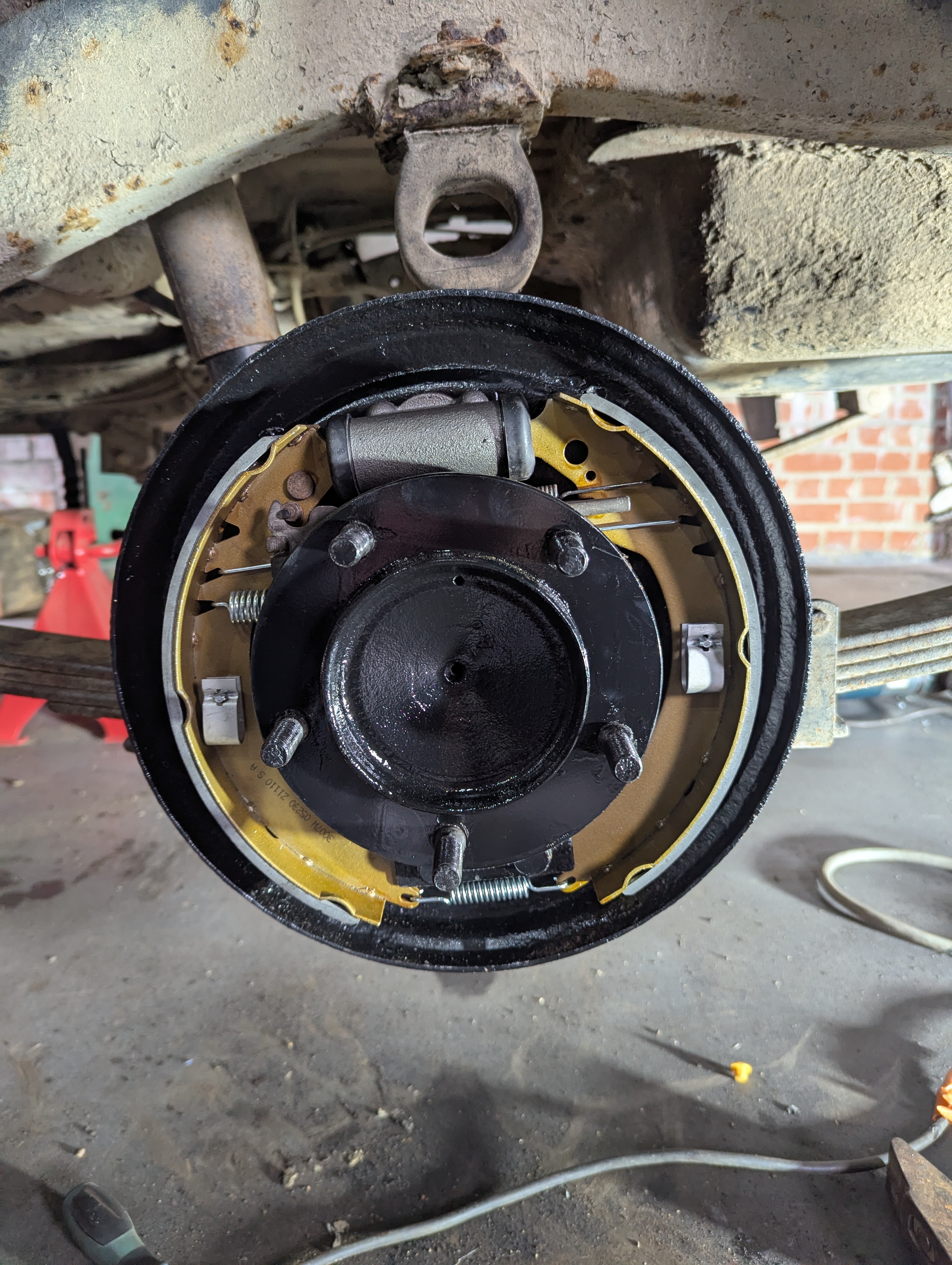 Rear drum brakes rebuild